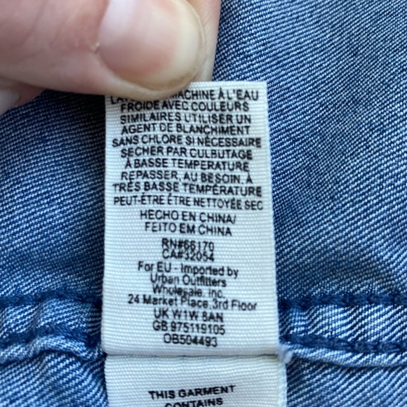 FREE PEOPLE • Medium Wash Denim Mini Skirt size 4 - Picture 13 of 16